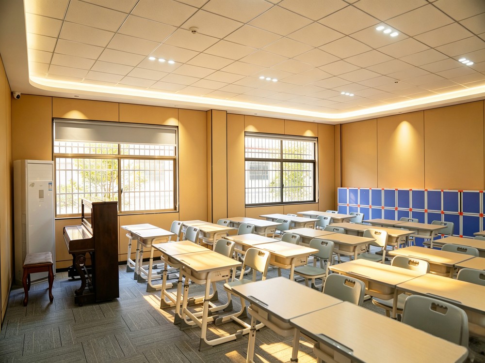 叛逆小孩全封闭教育学校怎么联系?清远家长择校指南